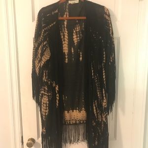 Beautiful tie dye kimono ✨